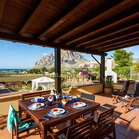 Itaca * クストナーチ