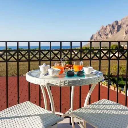 Itaca クストナーチ